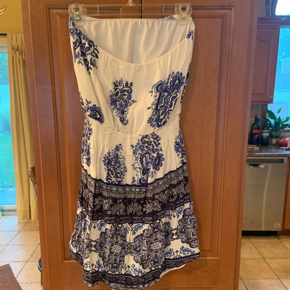 Xhilaration - Women’s Strapless Dress - Picture 4 of 7